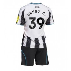 Newcastle United Bruno Guimaraes #39 Hemmaställ Barn 2025-26 Korta ärmar (+ Korta byxor)